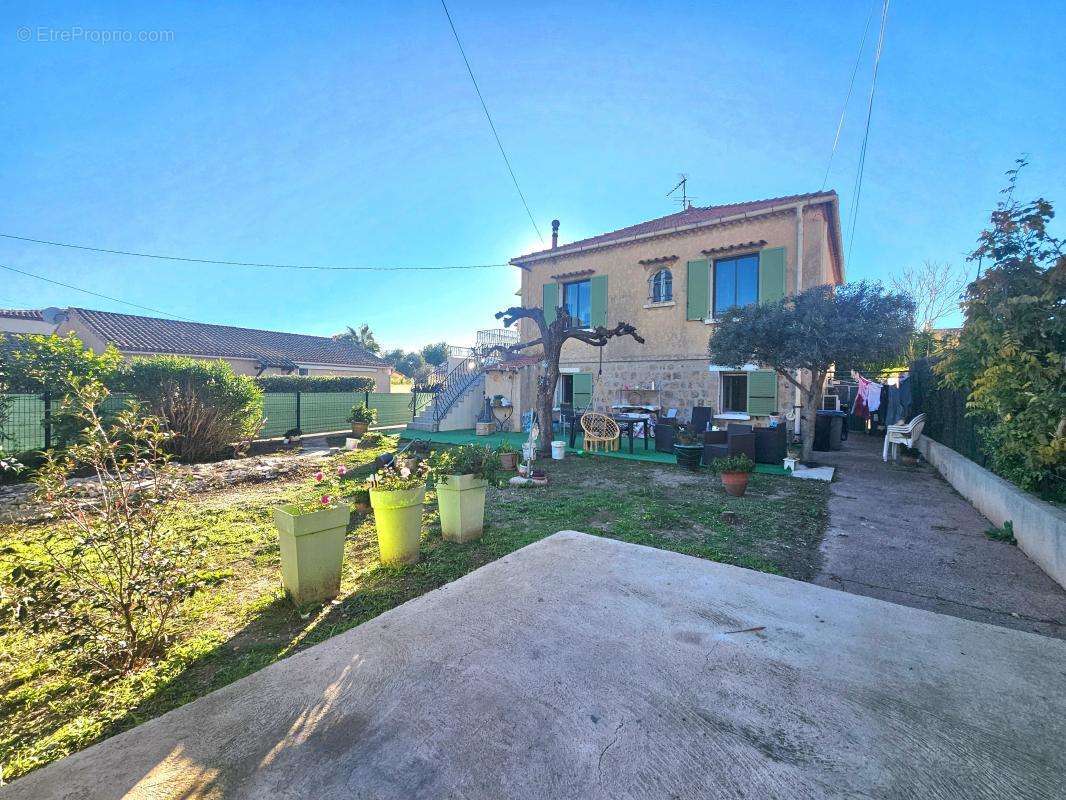 Maison à LA VALETTE-DU-VAR