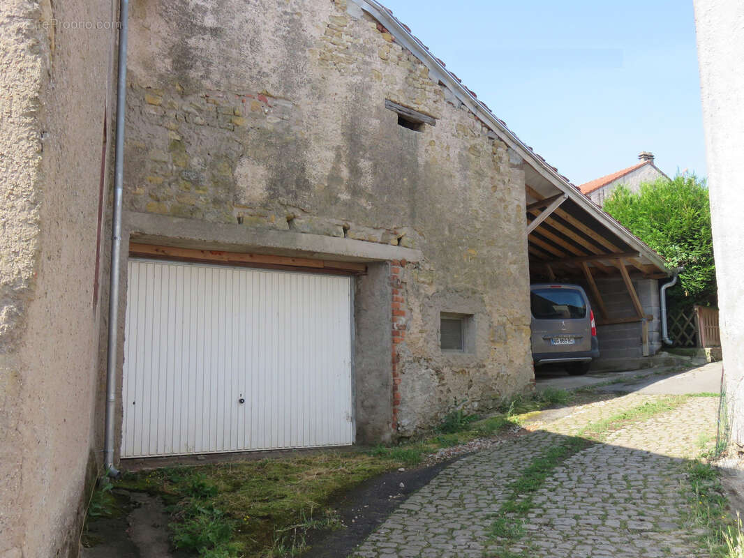 Autre à HALSTROFF