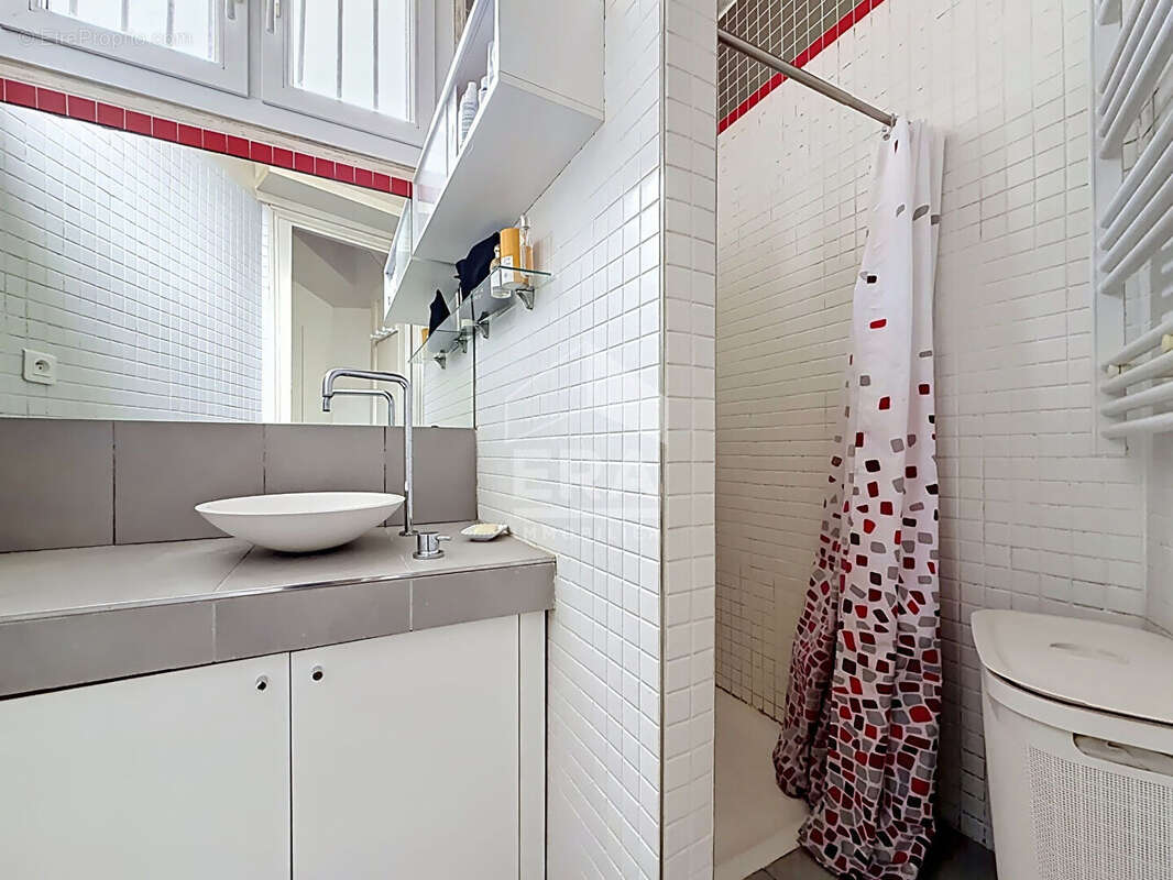 Appartement à PARIS-12E