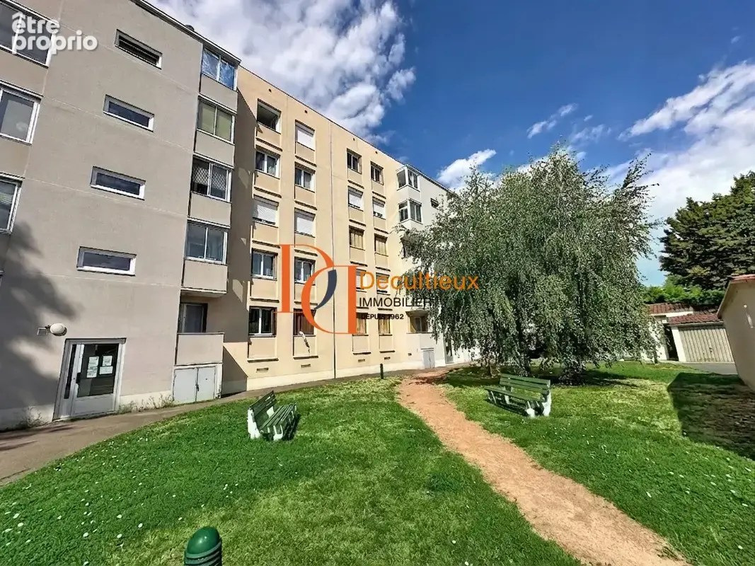 Appartement 71 m² à Villefranche-Sur-Saone  - photo 8
