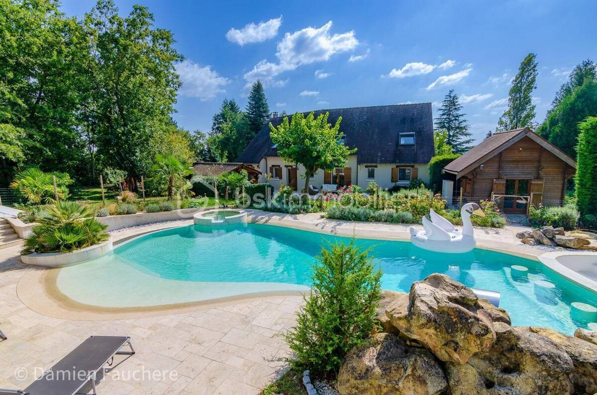 Maison à MILLY-LA-FORET