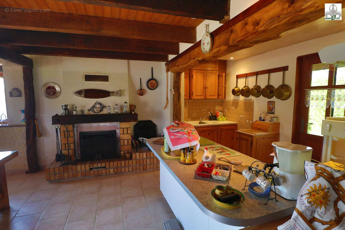 Maison à LA VILLENEUVE