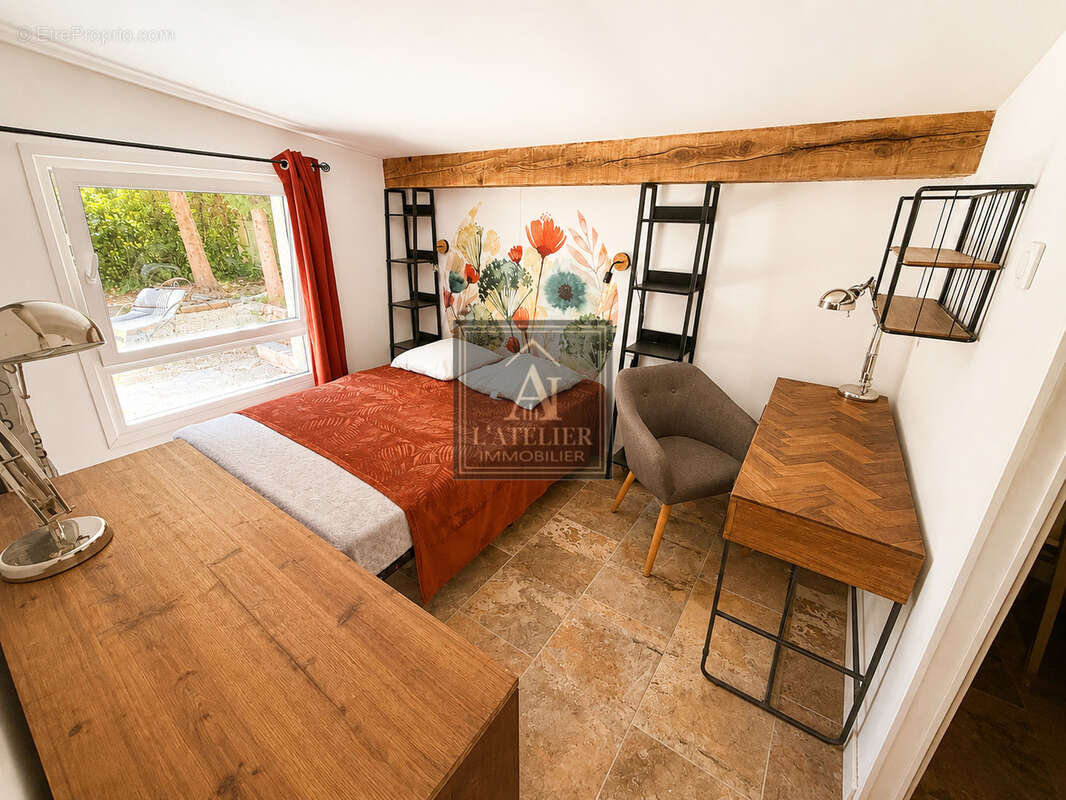 Maison de type 4 de plain-pied avec dépendance sur une parcelle de 470 m2 - photo 12