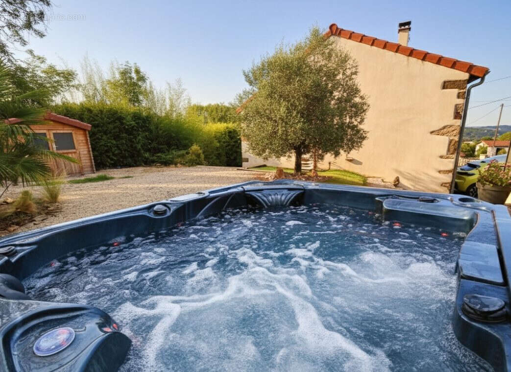 Maison à CHANTEUGES