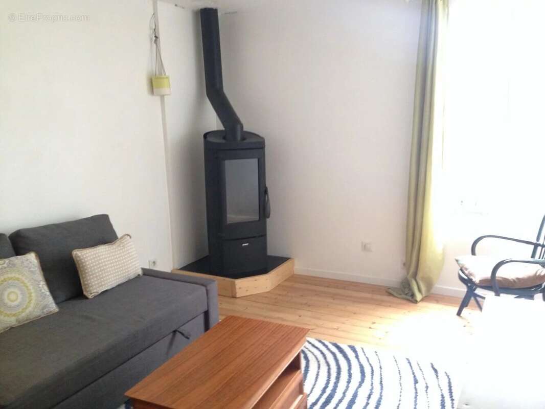 Maison à PLONEVEZ-PORZAY