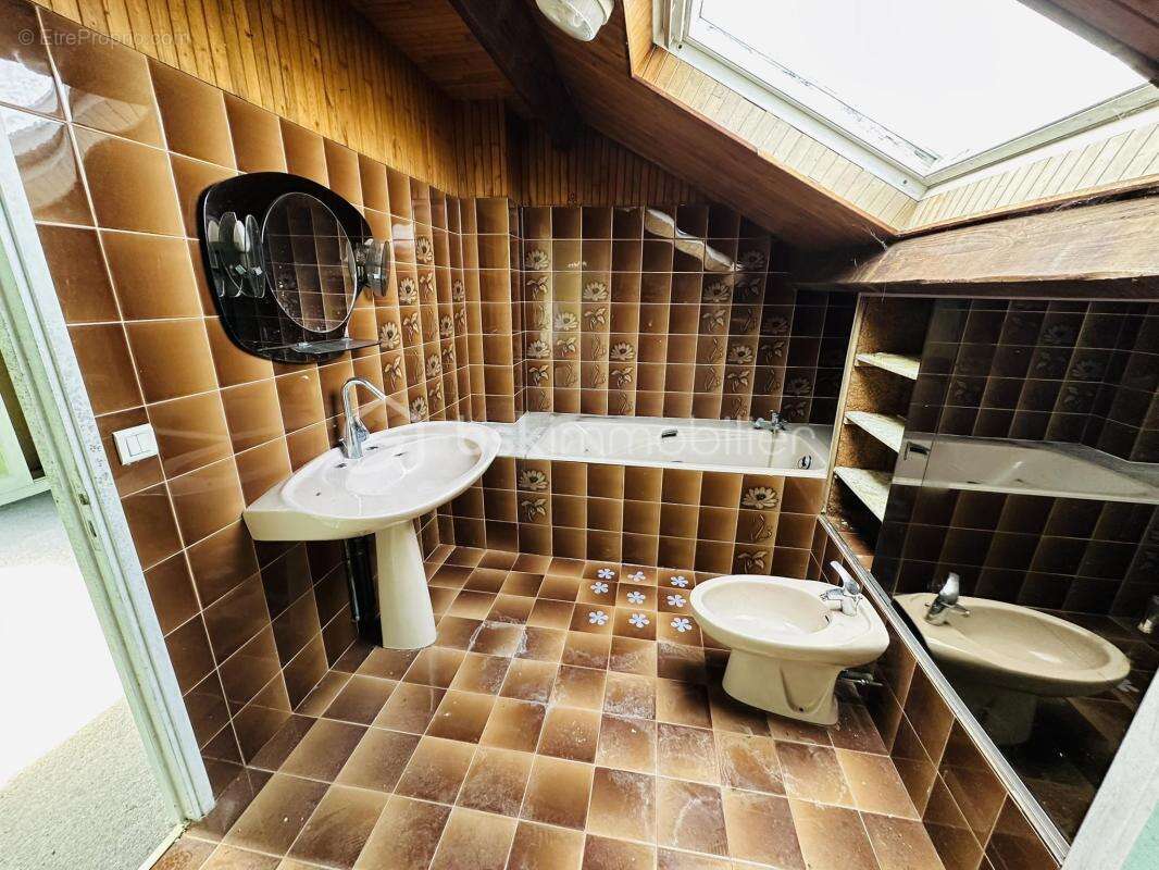 Appartement à SAMOIS-SUR-SEINE