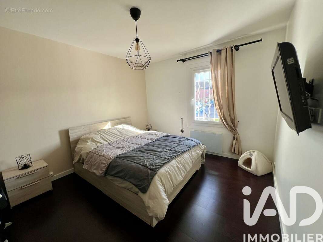 Appartement 62 m² à Evry  - photo 5