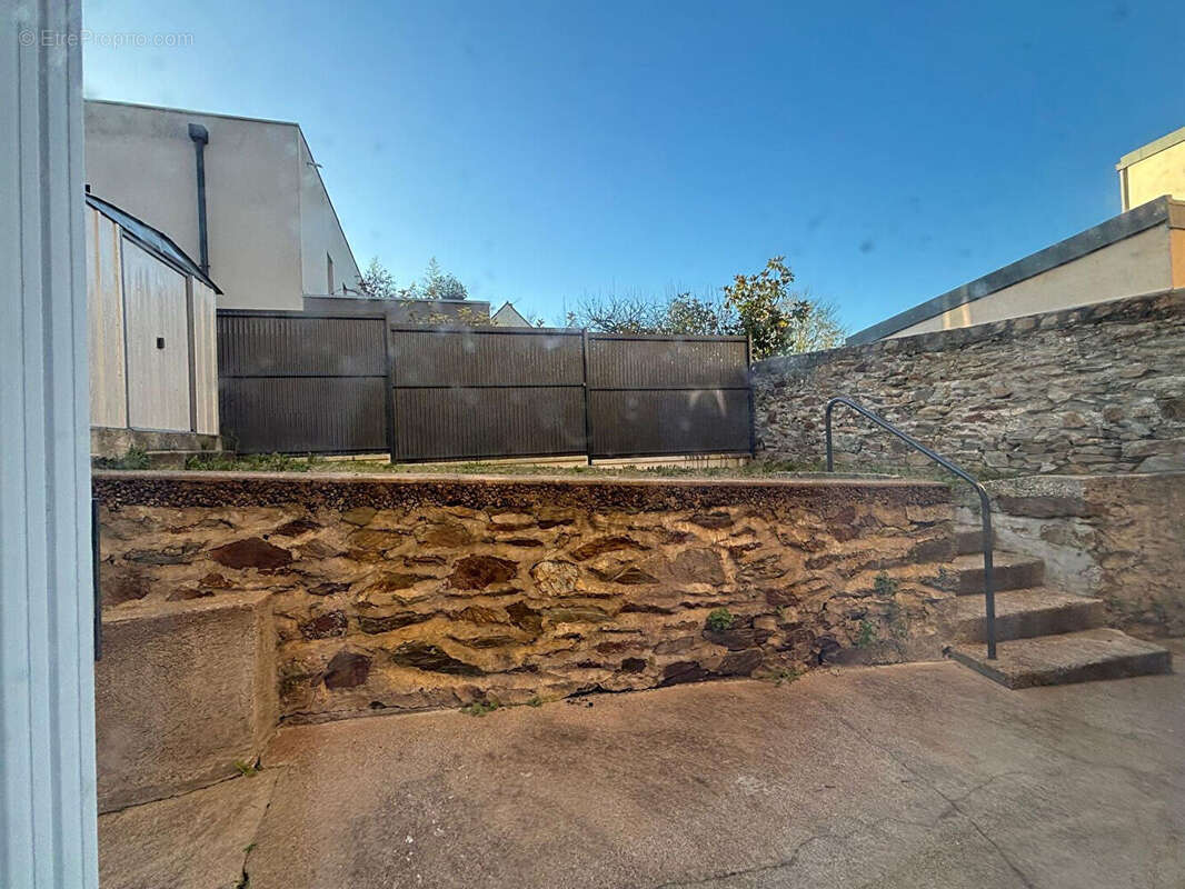 Appartement à SAINT-BERTHEVIN