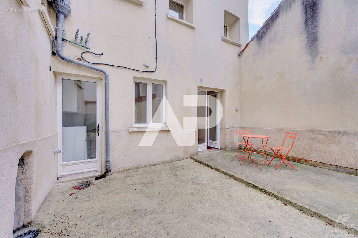 Appartement Rueil Malmaison 2 pièce(s) 28.58m2 - photo 3