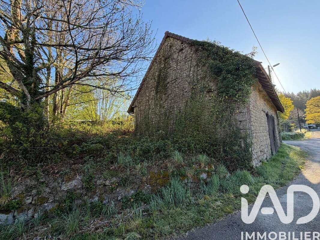 Photo 2 - Maison à PEYRAT-LE-CHATEAU