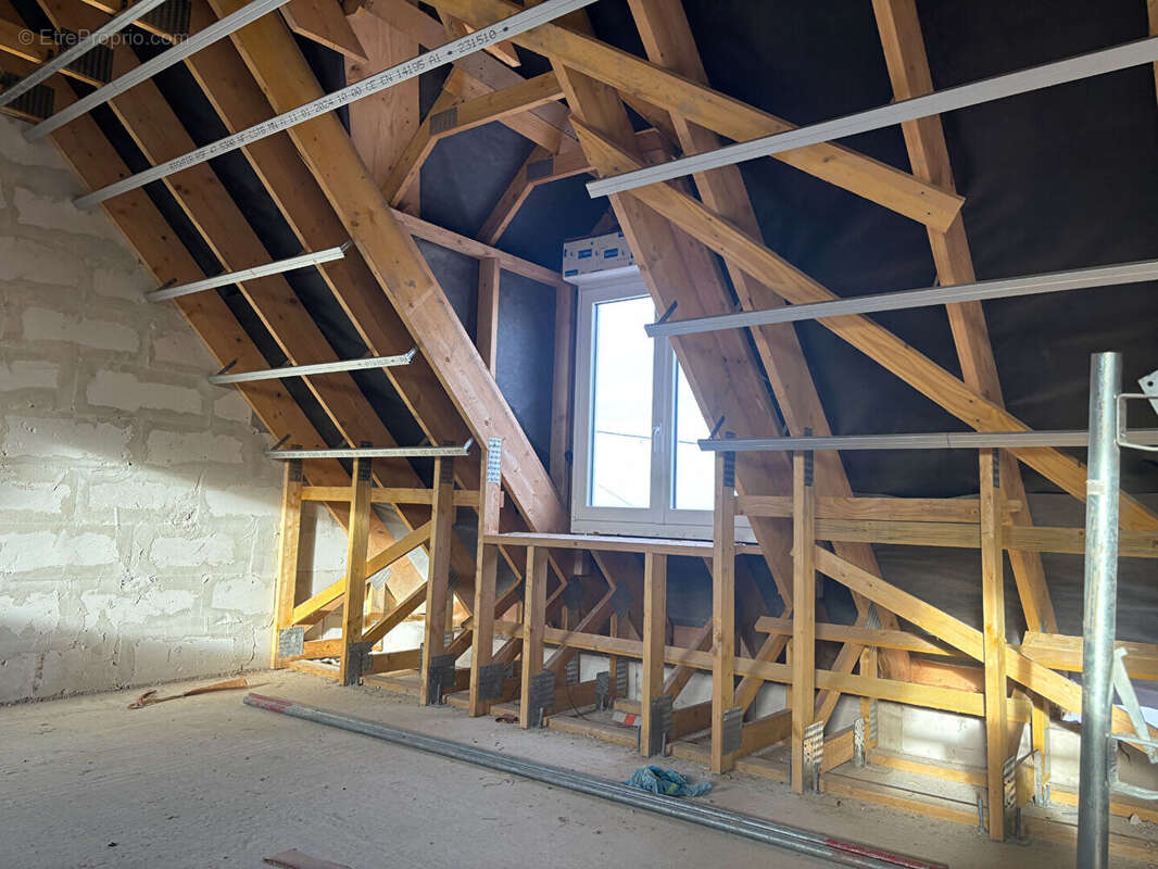 Maison à CHERY-LES-POUILLY