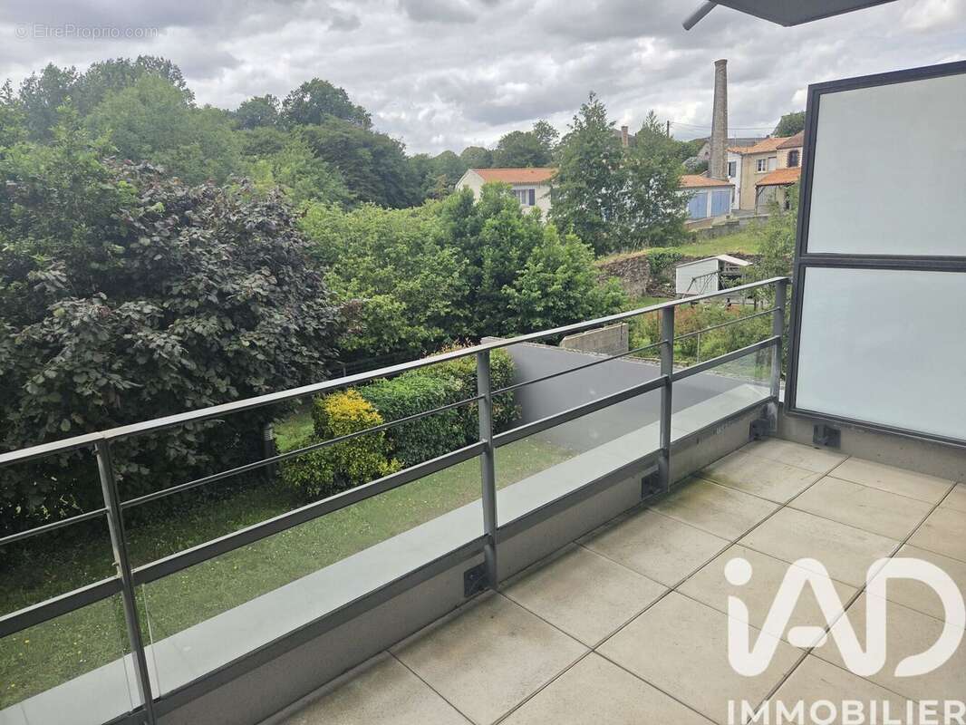 Photo 2 - Appartement à LES HERBIERS