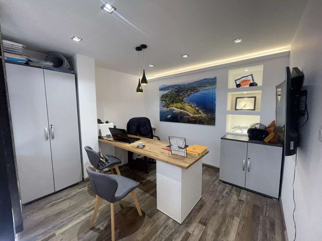 Commerce à SAINTE-MAXIME