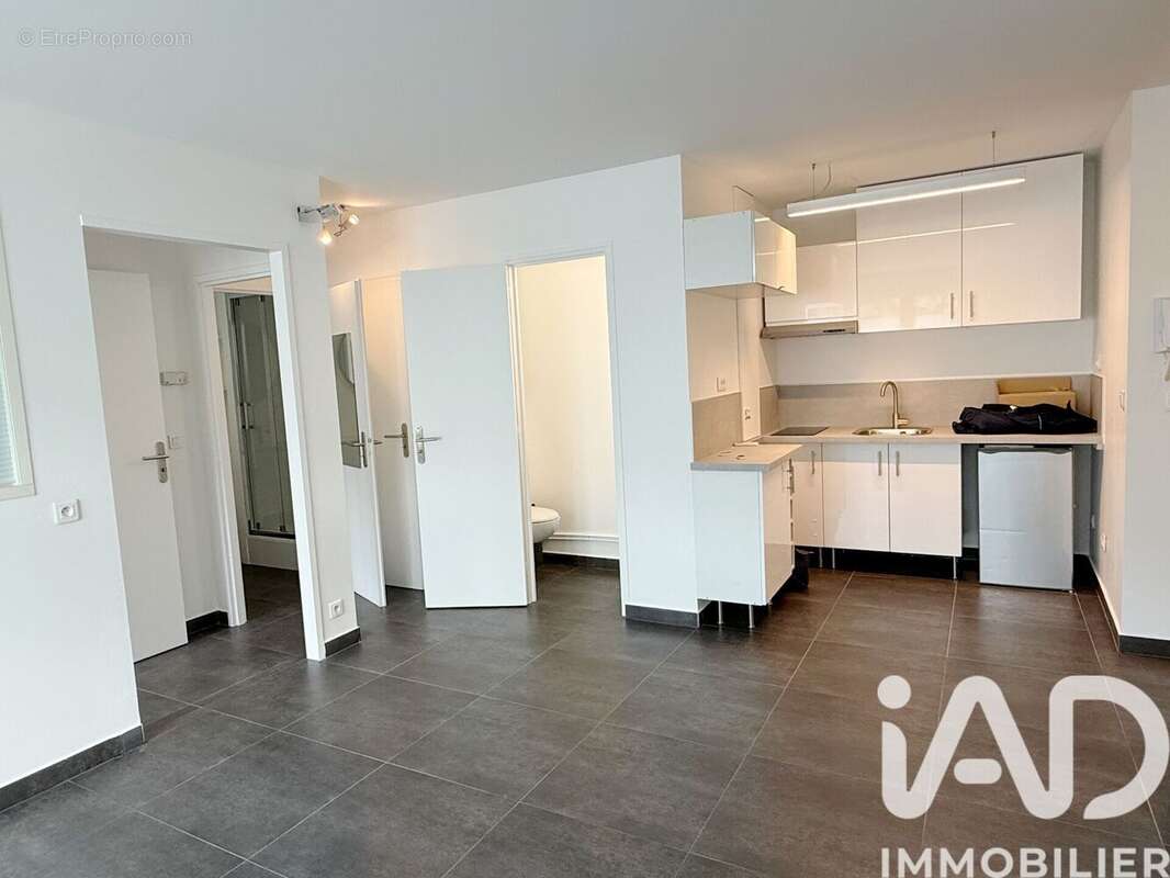 Photo 2 - Appartement à BOURG-LA-REINE