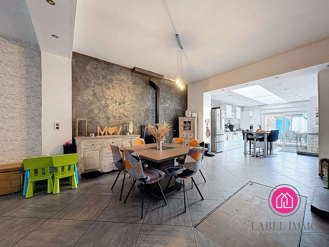 Maison à FRESNES-SUR-ESCAUT