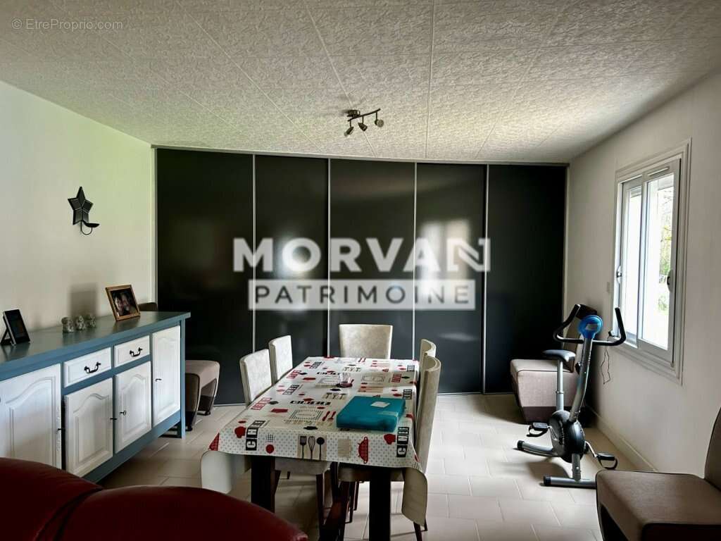 Maison à SAINT-SAULGE