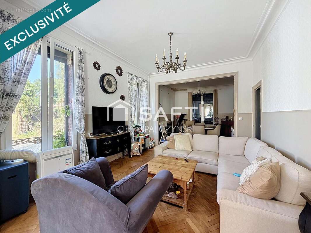 Maison 270 m² à Fouquieres-Les-Lens  - photo 2