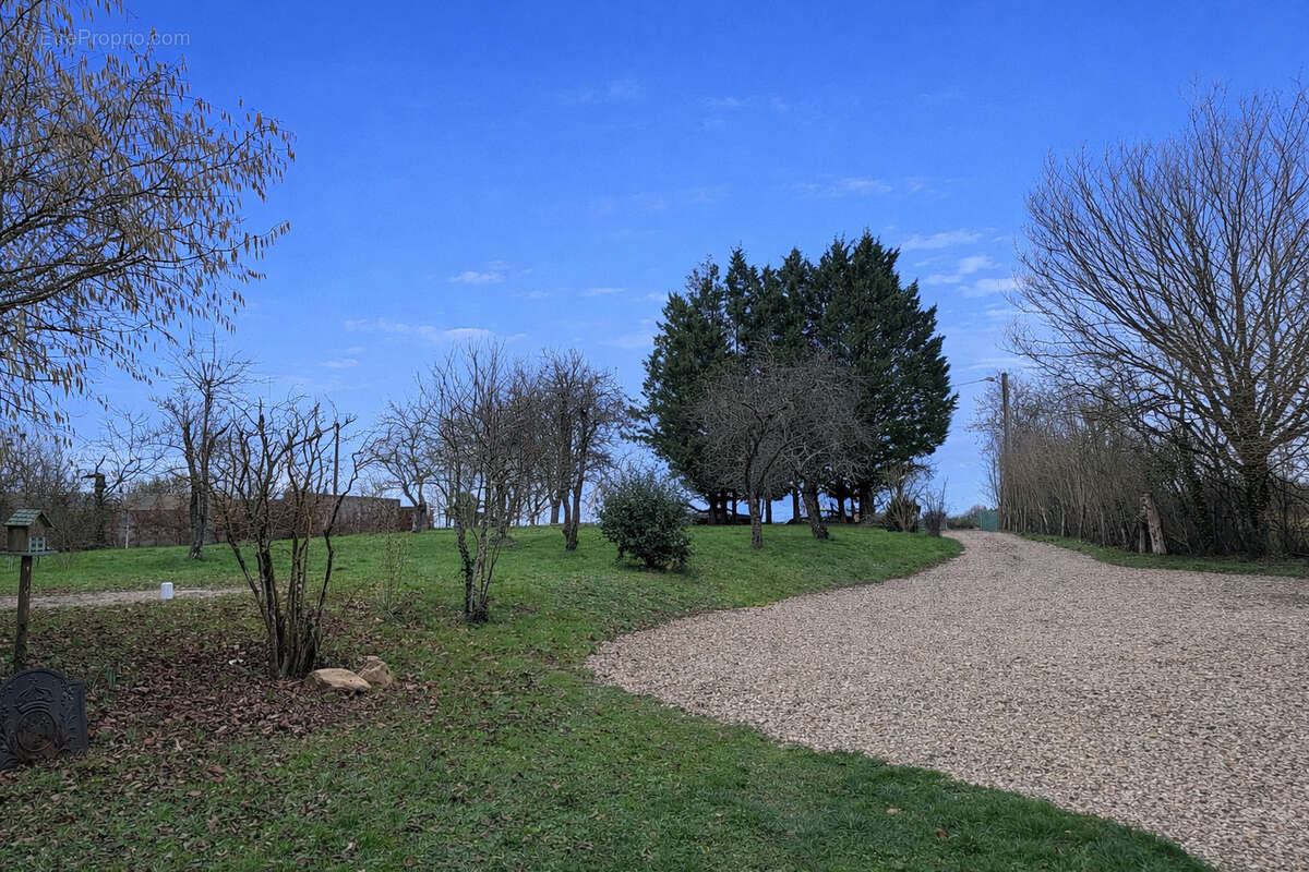 Maison à CHAMBEUGLE