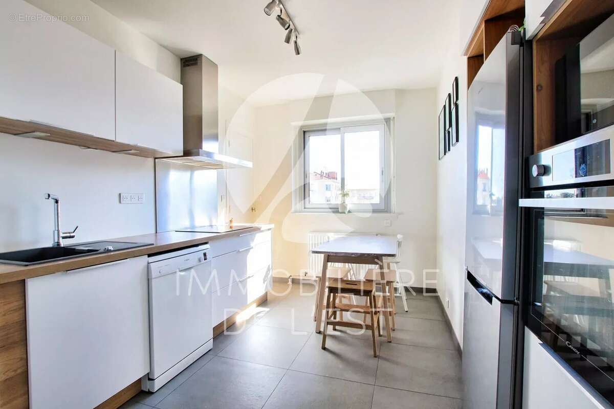 Appartement à LYON-3E