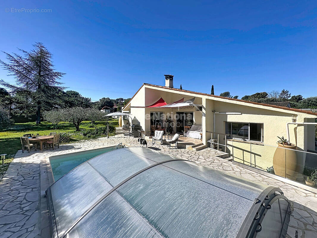 Maison à PEYMEINADE