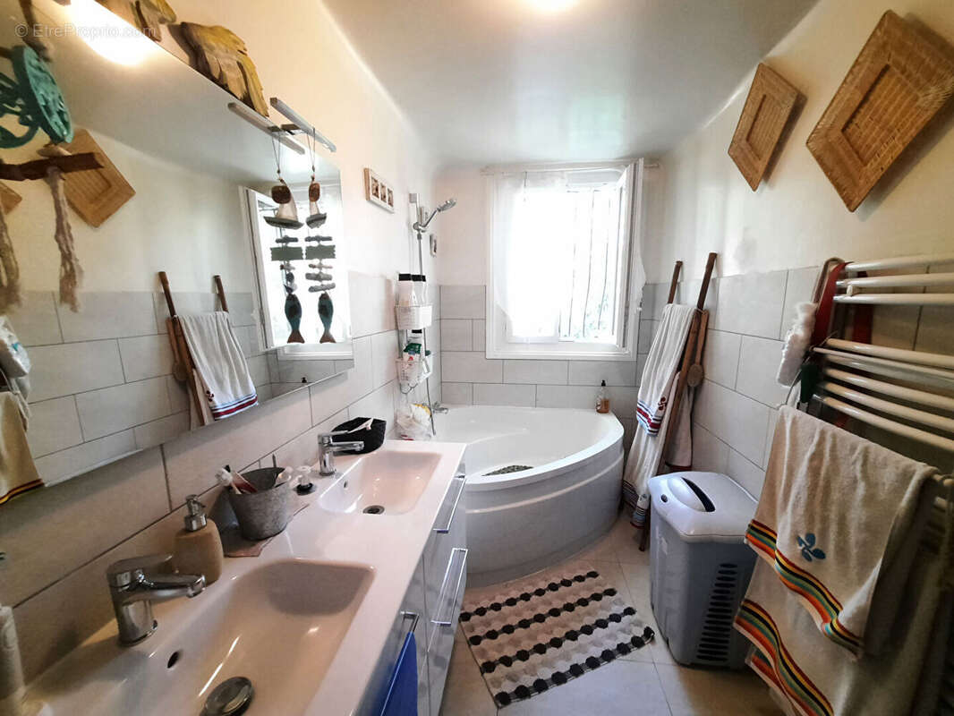 Appartement à URRUGNE