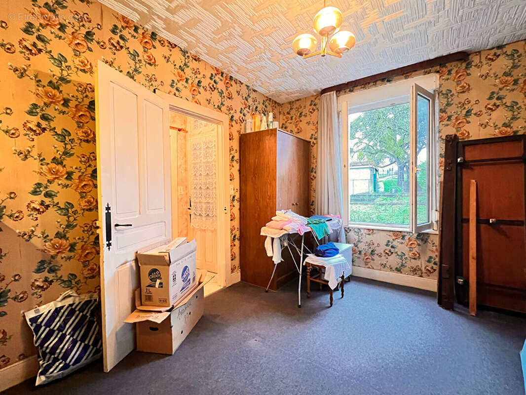 Maison à DAMELEVIERES