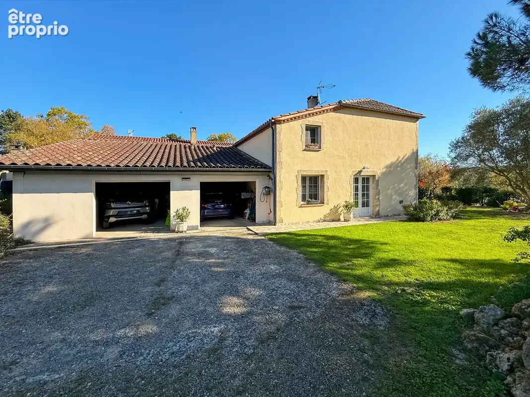 GERS (32) – À 10 min d’Aire-sur-l’Adour – Superbe maison en pierre rénovée de 160 m², 4 chambres, terrain arboré de 1 592 m² - photo 13