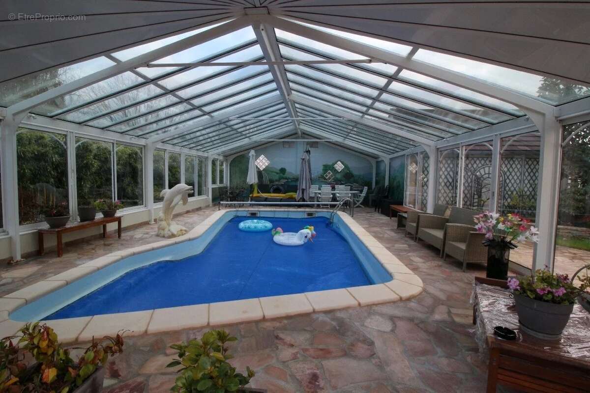 Maison à OZOIR-LA-FERRIERE