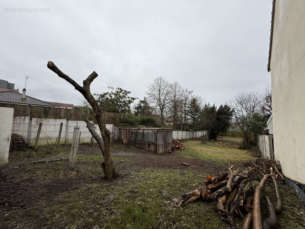 Autre à RUEIL-MALMAISON