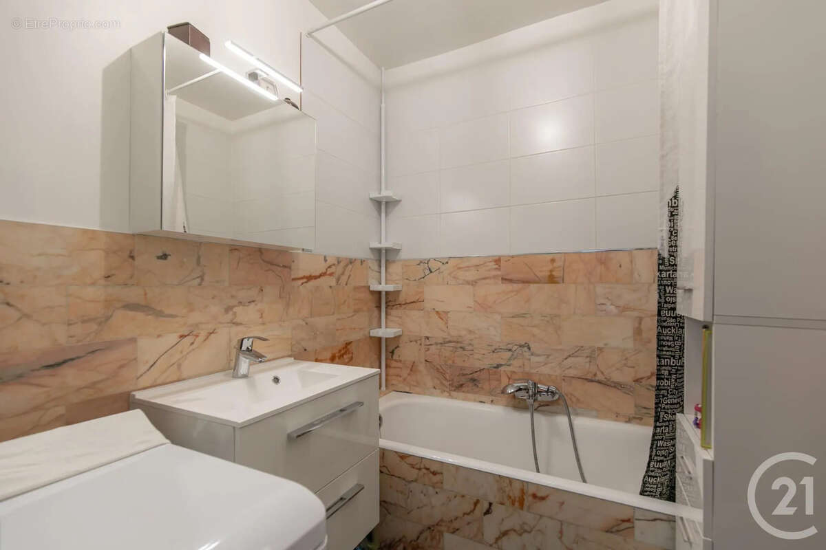 Appartement à SAINT-MAUR-DES-FOSSES