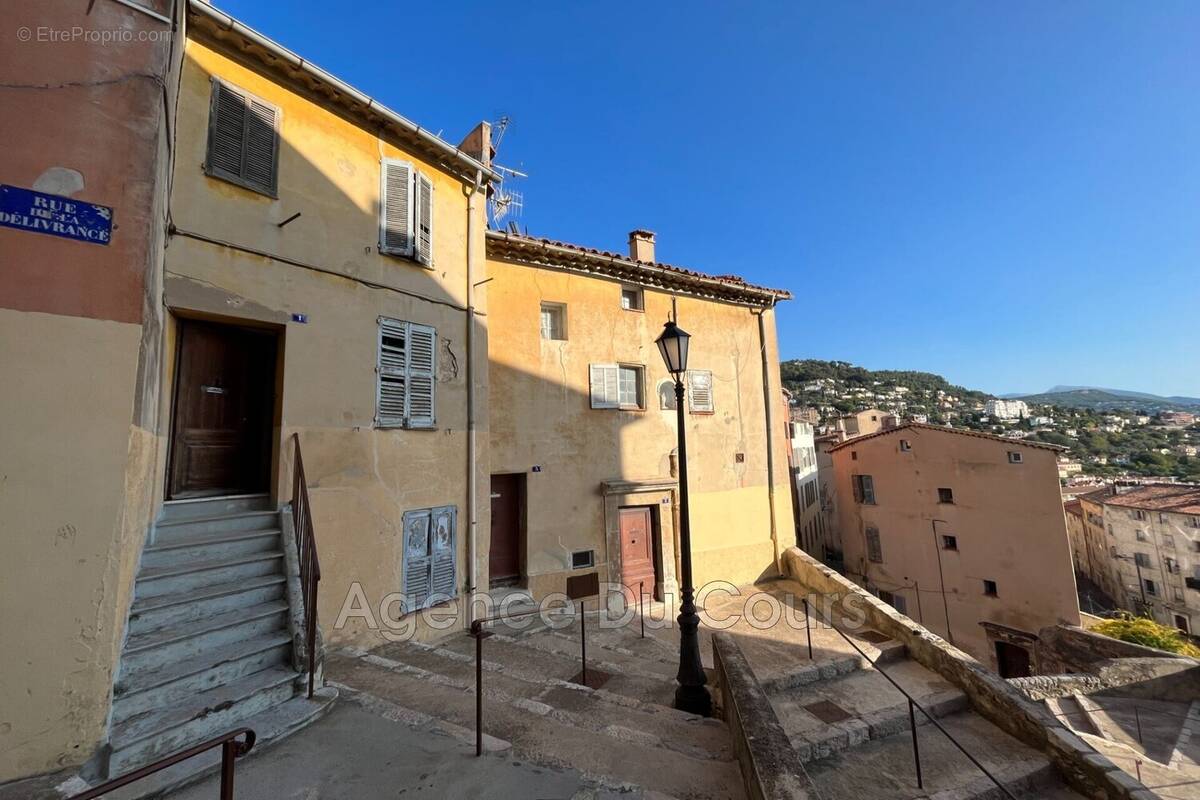 Appartement à GRASSE