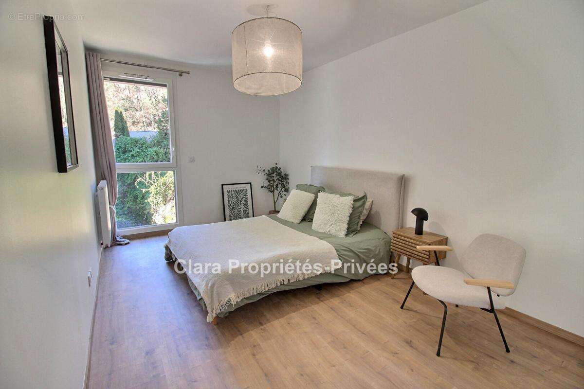 Appartement à QUEIGE