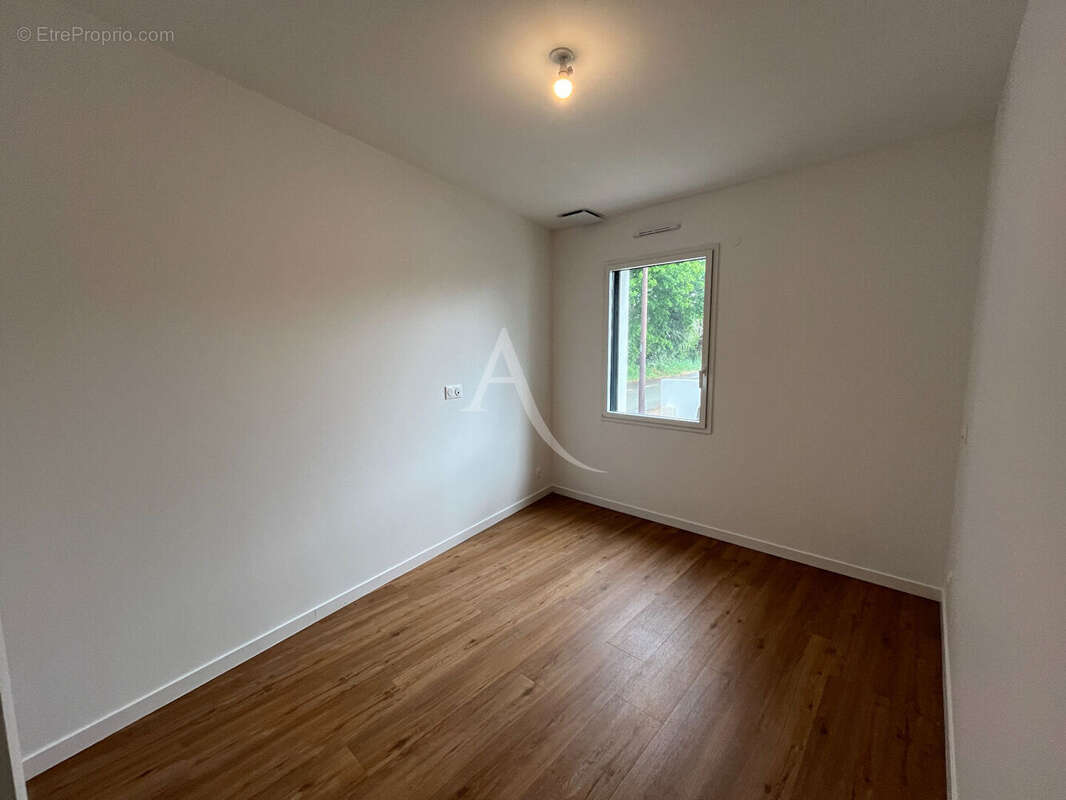 Maison à LA CHAPELLE-ACHARD