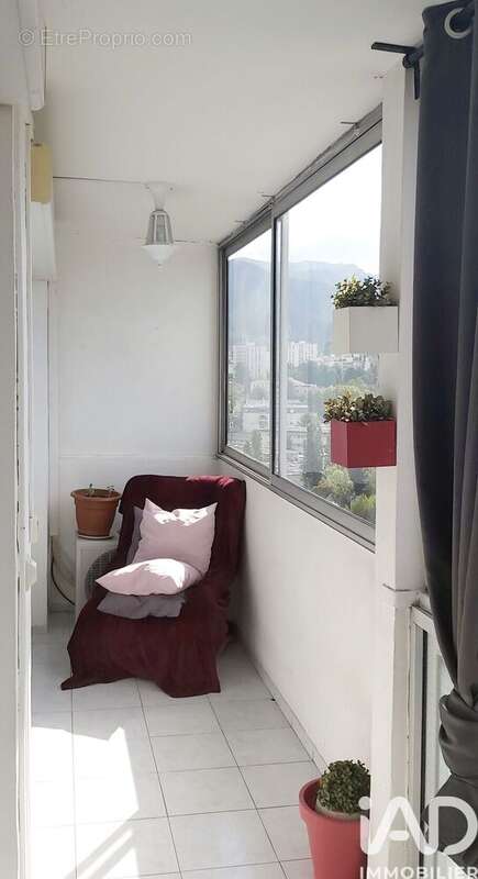 Photo 3 - Appartement à MARSEILLE-11E