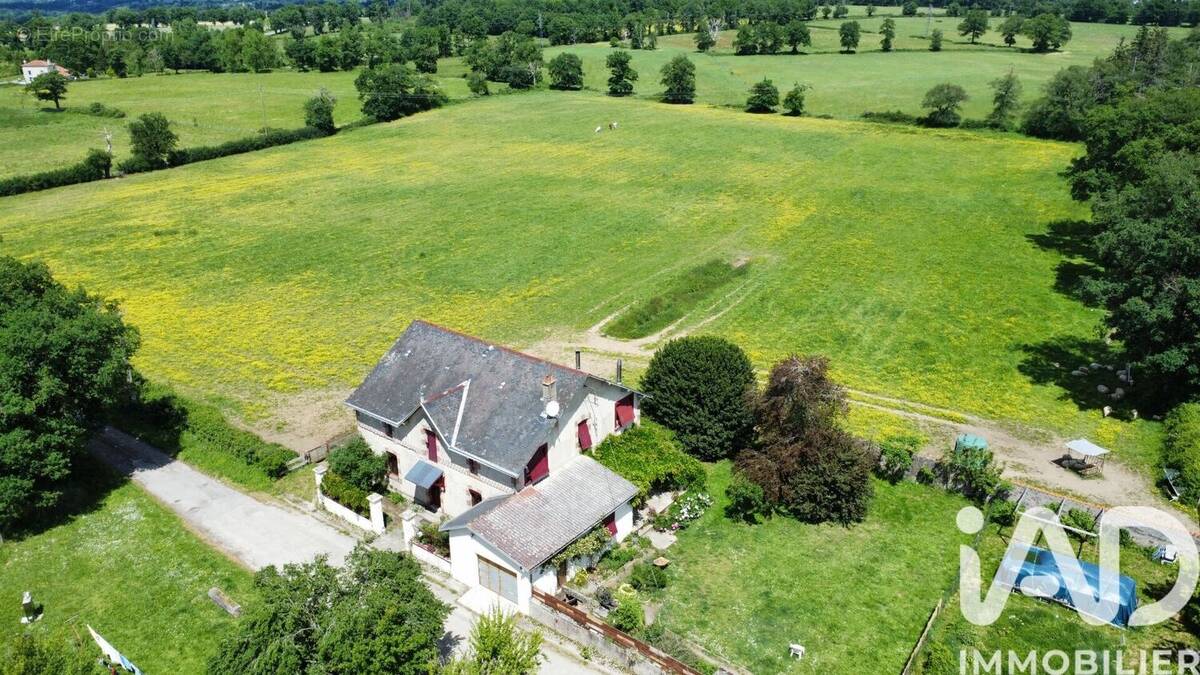 Photo 1 - Maison à BELLAC