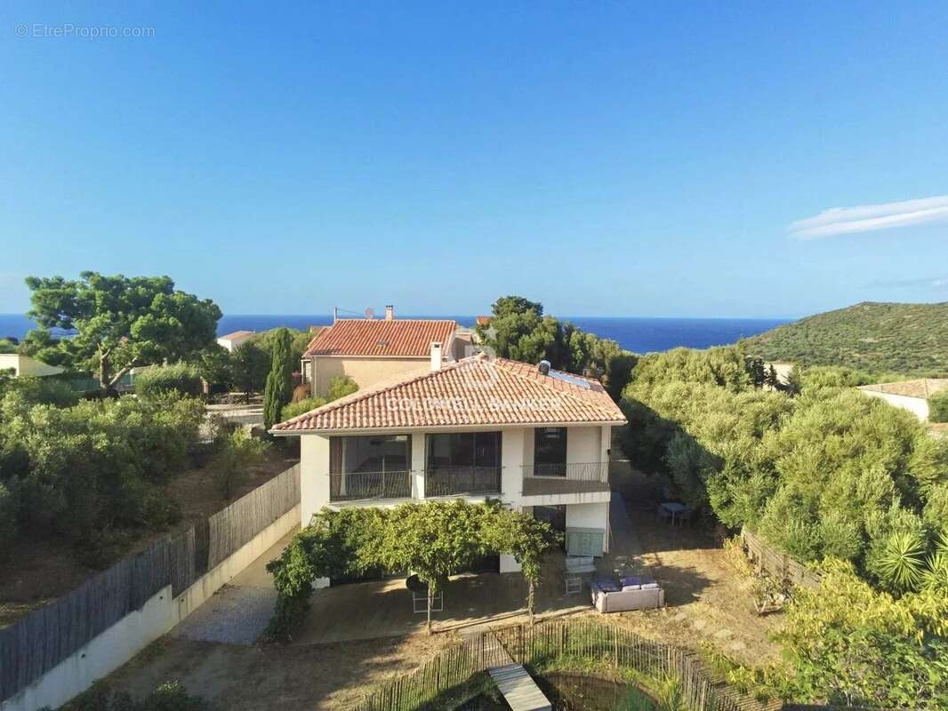 Maison à L'ILE-ROUSSE