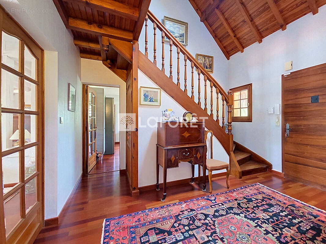 maison néo-béarnaise avec piscine ORTHEZ - 7 pièce(s) - 169m² - photo 12