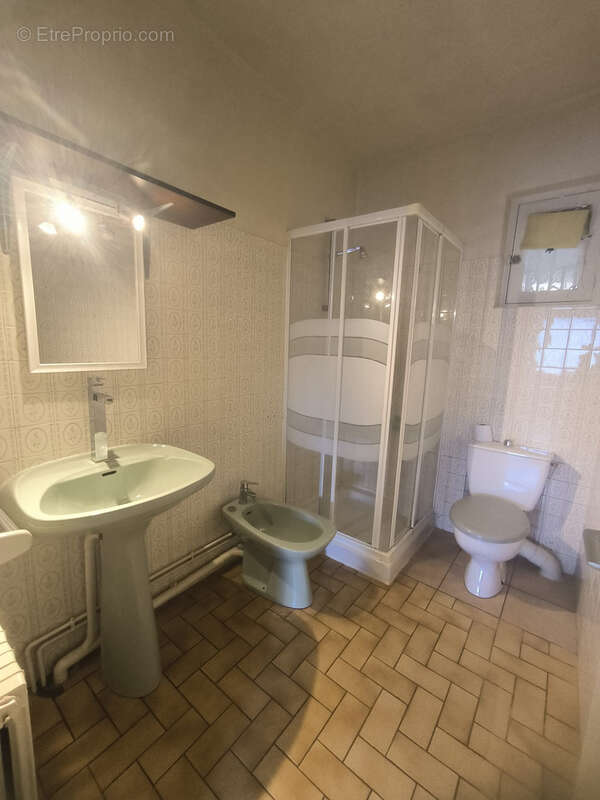 Maison avec jardin de 1 375 m2 à deux pas du centre-ville de Souillac - photo 11
