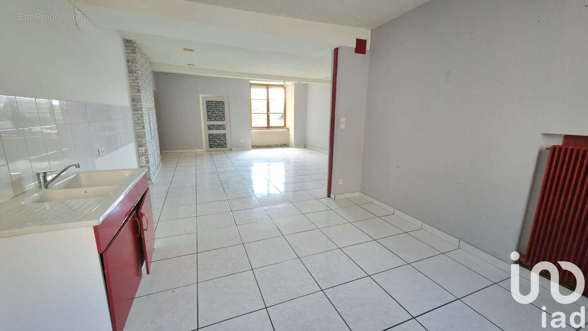 Photo 6 - Maison à CHATEAUVILLAIN