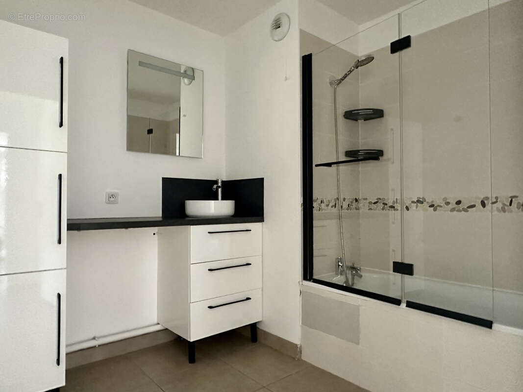 Appartement à COURCHELETTES