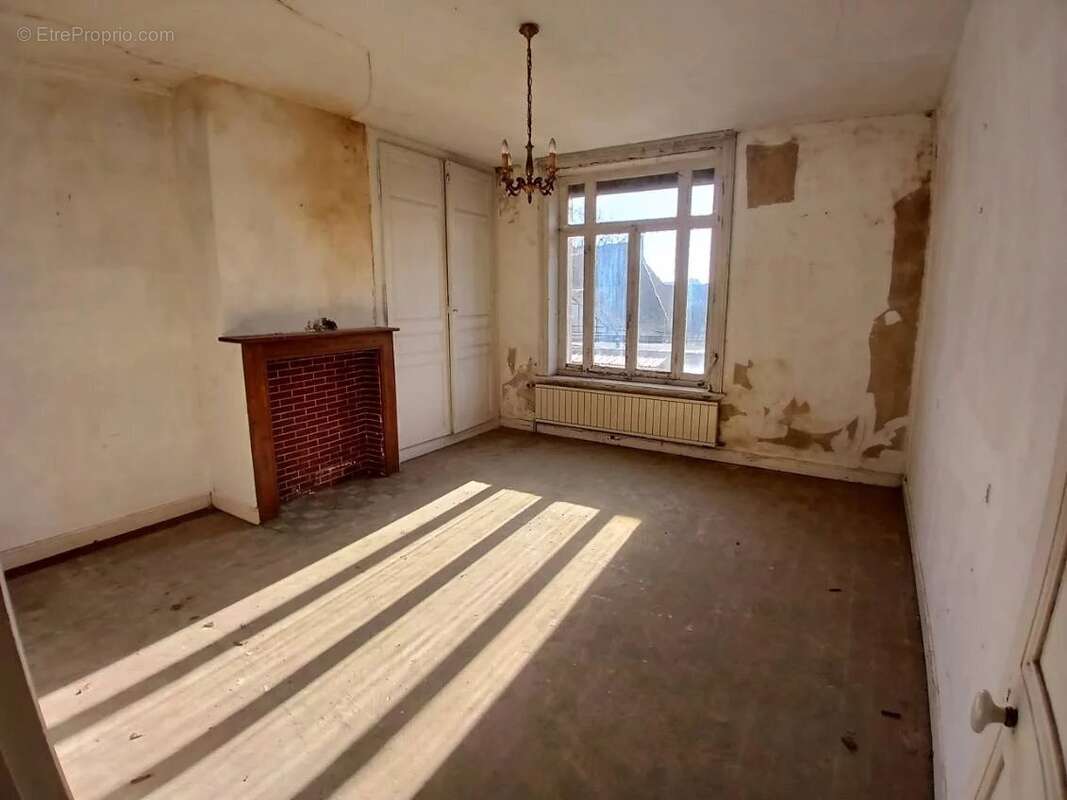 Maison à SAINT-ETIENNE-AU-MONT