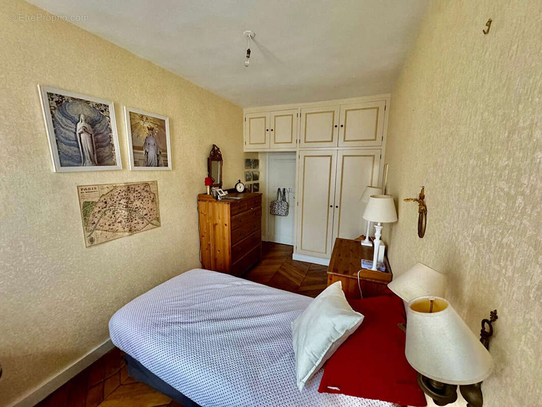 Appartement à VERSAILLES