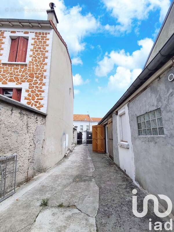 Photo 9 - Appartement à FONTENAY-SOUS-BOIS