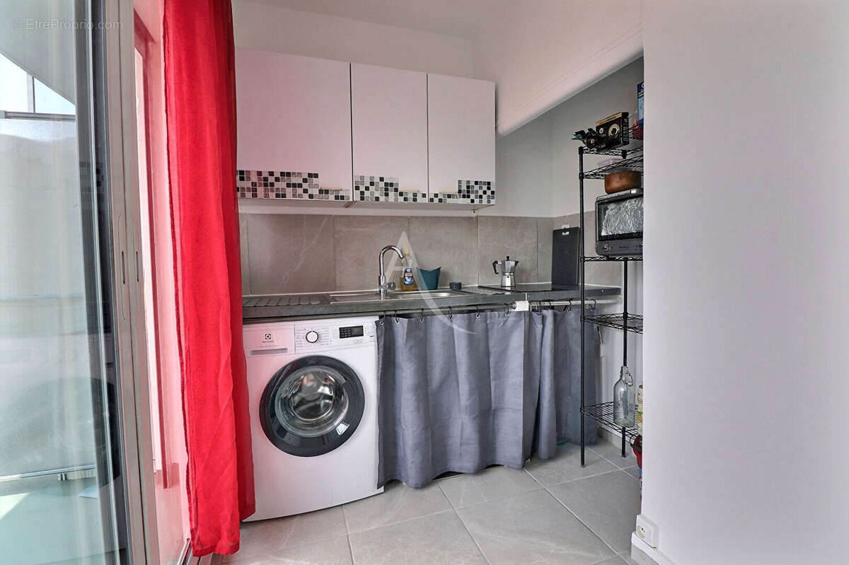 Appartement à MARSEILLE-2E