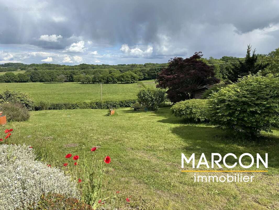 Appartement à VAREILLES