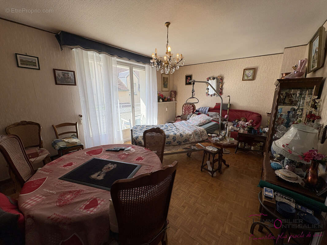 Pontarlier - appartement t3 - balcon - photo 3