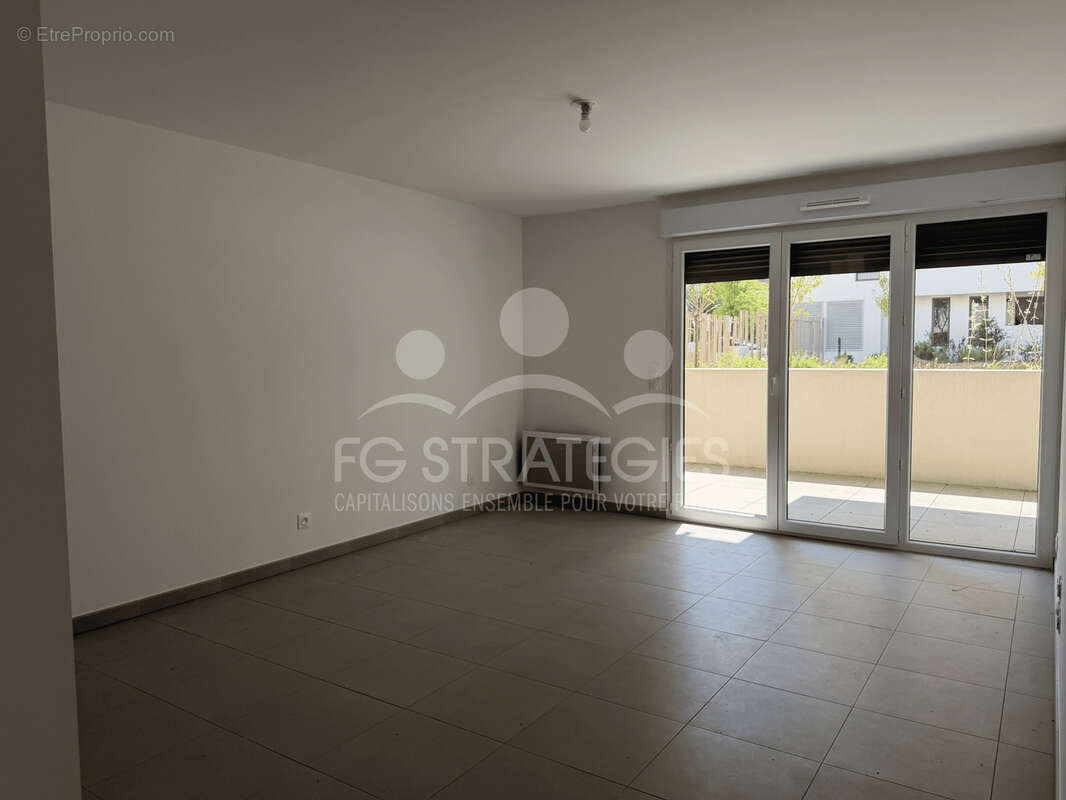 T2 neuf avec terrasse disponible de suite   Port Marianne Nouvelle Mairie MONTPELLIER - photo 6