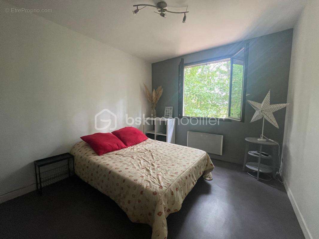 Maison avec sous-sol et terrain de 2270m² - photo 10