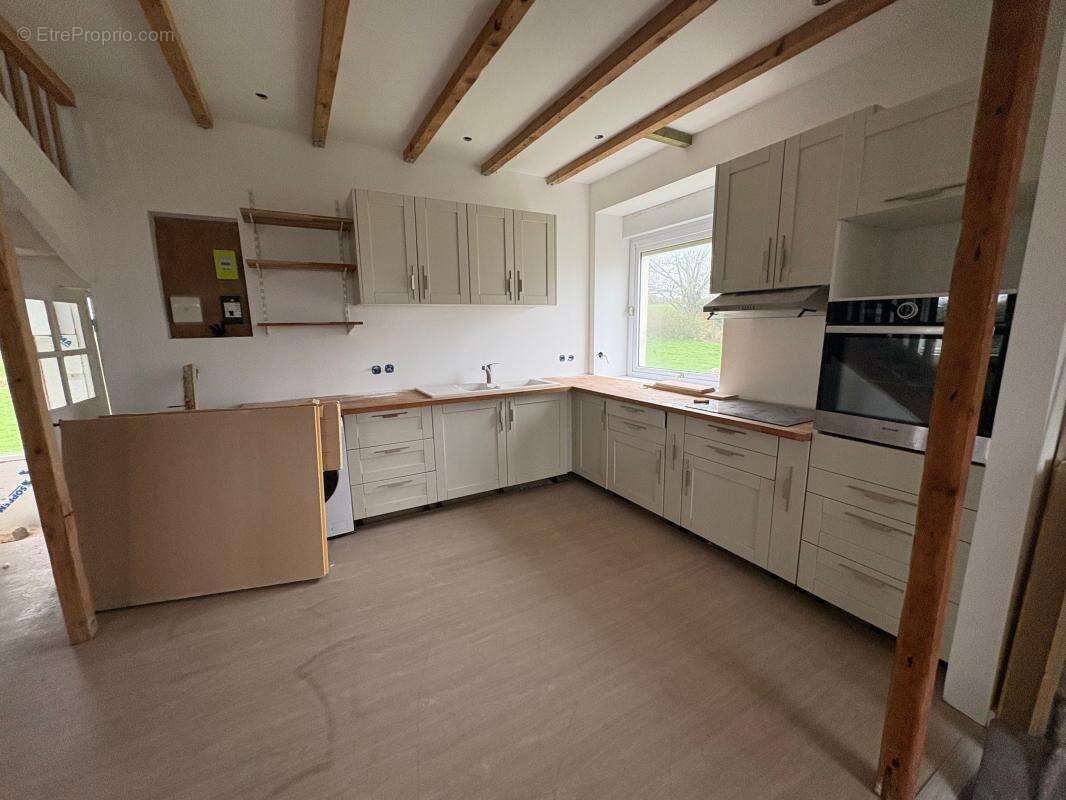 Maison à SAINT-PABU