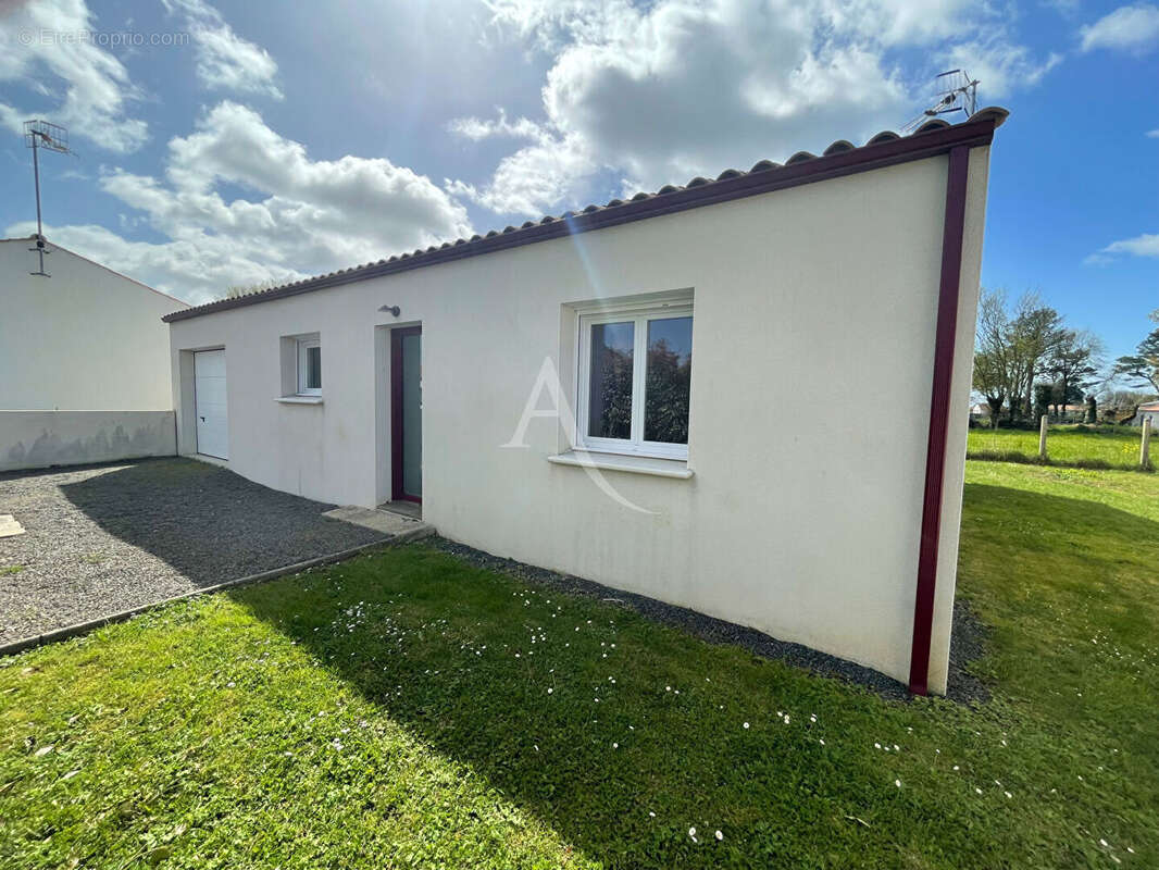 Maison à LE BERNARD